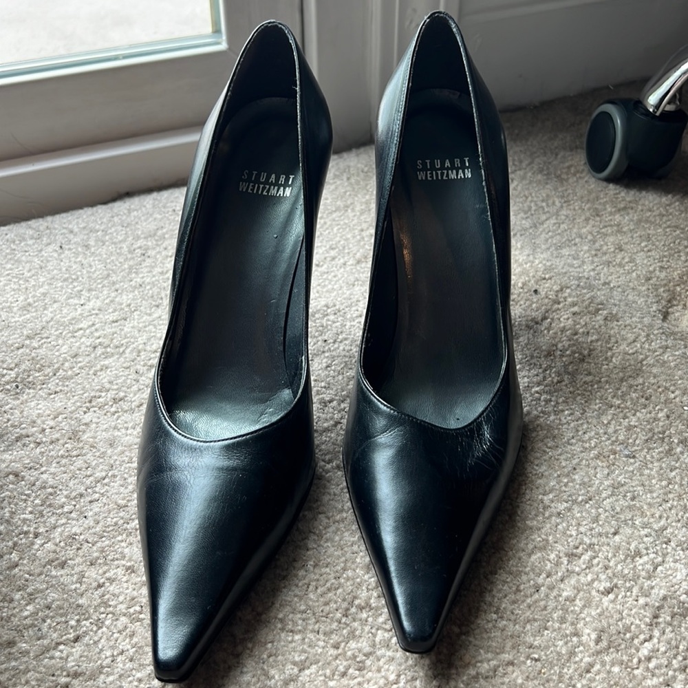 Stuart Weitzman Black Leather Pointed Toe Stiletto Pumps Sz 9